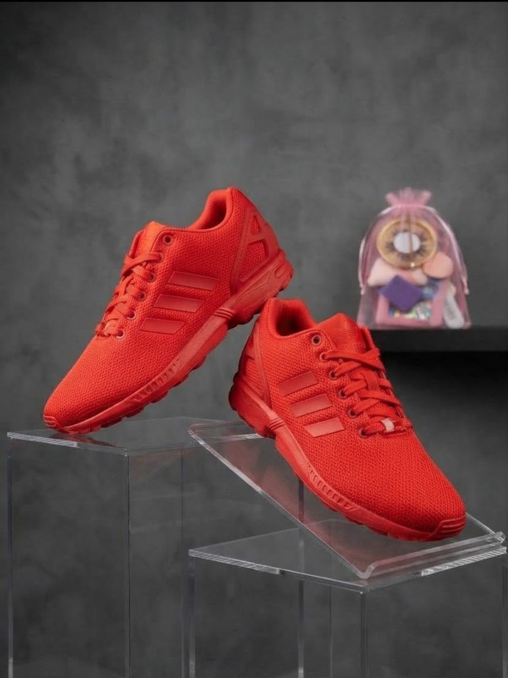 NWOT Adidas ZX Flux Triple Red Running Sneakers & Free Beauty Gift Bag🎁